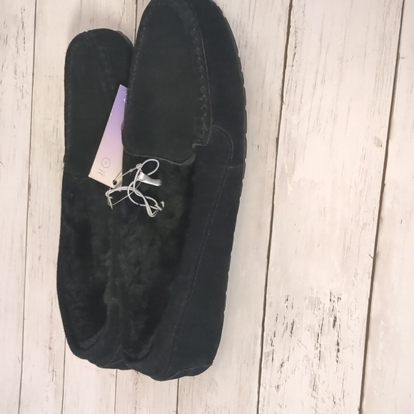 Black Stars Above Moccasin Suede Slippers with Faux Fur Inside - Picture 5 of 9